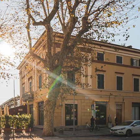 Belvedere Luxury Apartment, View On The Lucca Walls Exterior foto