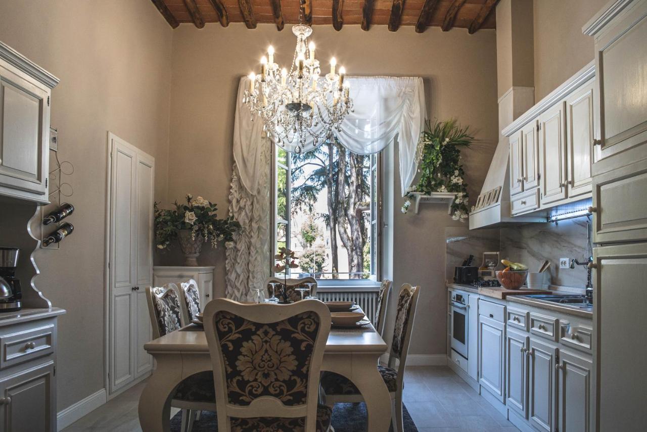 Belvedere Luxury Apartment, View On The Lucca Walls Exterior foto